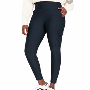 Old Navy High-Waisted Powersoft Cargo Jogger in Black Size XL Go-Dry